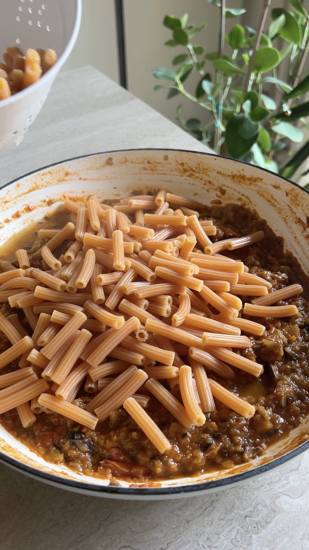 Pasta al sugo di melanzane ricetta step 3