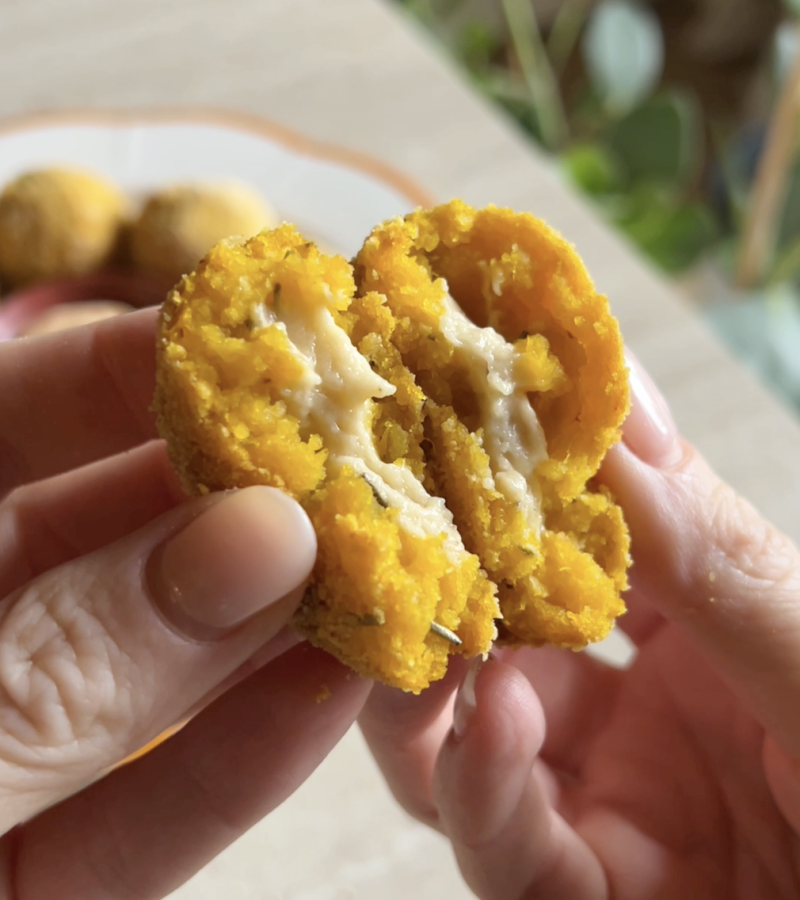 Polpette di zucca con ripieno “formaggioso” ricetta